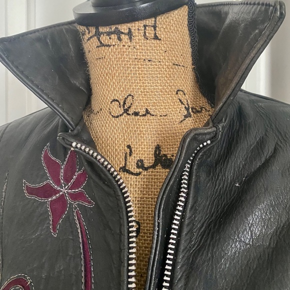 Gypsy Leather Motorcycle Jacket. Black, Plum Suede Trim. Fringe, Studs. 12 - Picture 8 of 16